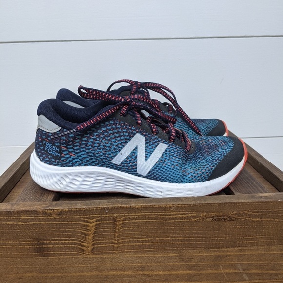 New Balance Fresh Foam Arishi Nxt Navy 